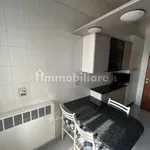 Affitto 5 camera appartamento di 120 m² in Bologna