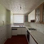 Rent 3 bedroom flat in East Midlands