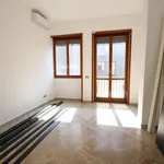 Rent 2 bedroom apartment of 102 m² in milano