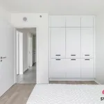 Pronajměte si 3 ložnic/e byt o rozloze 94 m² v Prague