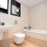 Rent 2 bedroom apartment in Leeds