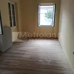 Ενοικίαση 2 υπνοδωμάτιο σπίτι από 89 m² σε Piraeus