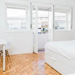 Rent 6 bedroom apartment in Porto