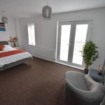 Rent 4 bedroom house in North East England