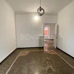 Rent 5 bedroom apartment of 130 m² in Genova