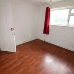 Rent 3 bedroom flat in East Of England