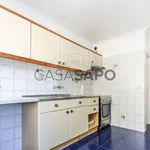 Rent 2 bedroom apartment of 74 m² in Amadora