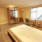 Rent 4 bedroom apartment in London