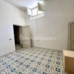 Rent 4 bedroom apartment of 152 m² in Naples