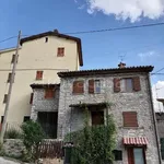 Rent 3 bedroom house of 65 m² in Fiastra