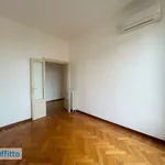 Rent 3 bedroom apartment of 120 m² in Milan