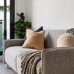 Rent 1 bedroom apartment in Hawthorn East