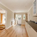 Rent 4 bedroom house in Surrey Heath