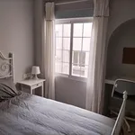 Rent 4 bedroom apartment in Alicante