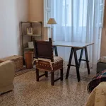 Rent a room of 145 m² in florence