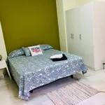 Rent 8 bedroom apartment in Seville