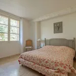 Maison de 353 m² avec 8 chambre(s) en location à Aix-en-Provence