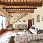 Rent 5 bedroom apartment of 140 m² in Monteriggioni