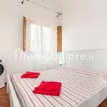 Rent 1 bedroom apartment of 45 m² in Florence