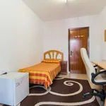 Rent a room of 100 m² in madrid