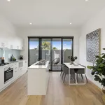 Rent 3 bedroom apartment in St Kilda