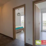 Pronajměte si 3 ložnic/e byt o rozloze 107 m² v Prague