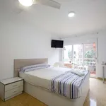 Rent a room of 120 m² in Valencia