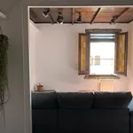 Rent 2 bedroom apartment of 72 m² in Barcelona