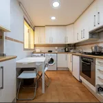 Rent a room of 130 m² in Madrid