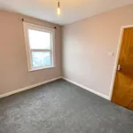 Rent 2 bedroom flat in London