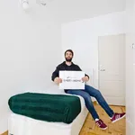 Rent a room in madrid