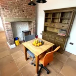 Rent 4 bedroom house in Preston