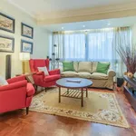 Rent 3 bedroom apartment in lisbon