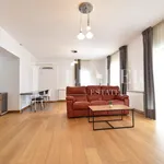 Rent 3 bedroom apartment of 97 m² in Bucuresti