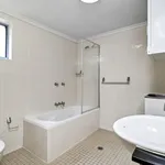 Rent 1 bedroom apartment in Bega