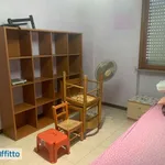 Affitto 4 camera appartamento di 150 m² in Chieti