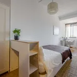 Rent a room of 149 m² in Madrid