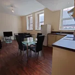 Rent 2 bedroom flat in Leicester