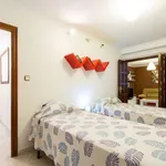 Rent 3 bedroom apartment of 90 m² in seville