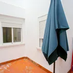 Rent 4 bedroom apartment in Valencia