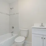 Rent 1 bedroom apartment of 211 m² in Staten Island