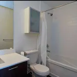 Appartement de 796 m² avec 2 chambre(s) en location à Old Toronto