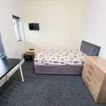 Rent 4 bedroom house in Leeds