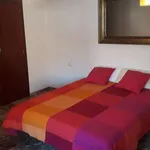 Rent a room of 150 m² in granada