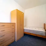 Rent 4 bedroom flat in West Midlands