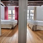 Rent 2 bedroom apartment of 450 m² in Paris
