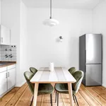 Rent 2 bedroom apartment of 931 m² in Berlin