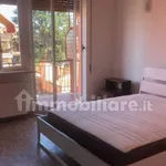 Rent 4 bedroom apartment of 95 m² in Roma