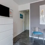 Rent 1 bedroom apartment of 30 m² in Düsseldorf