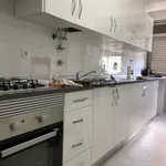 Rent 2 bedroom apartment of 100 m² in Odivelas